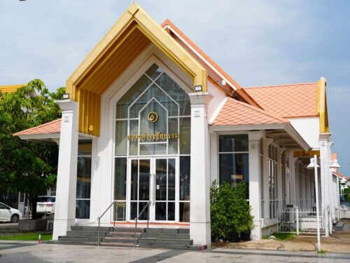 ศาลาดำรงชัยธรรม ที่ส่งพวงหรีดบ่อย